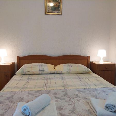 Apartments Hodanic クルク 部屋 写真