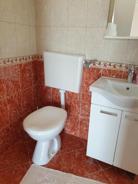 Apartments Hodanic クルク エクステリア 写真